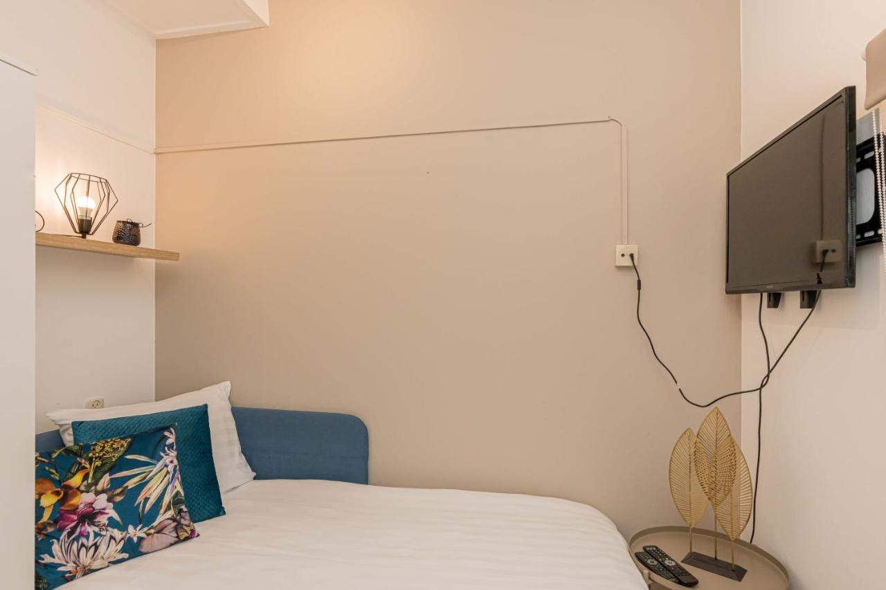 Rb Hostel ซีริกเซ ภายนอก รูปภาพ